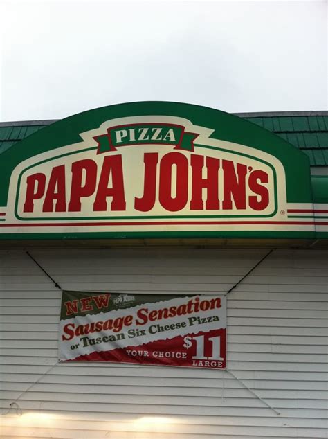 Treat your tastebuds to one of our signature pizza pies with an extra helping of cheese. . Papa johns lewiston maine